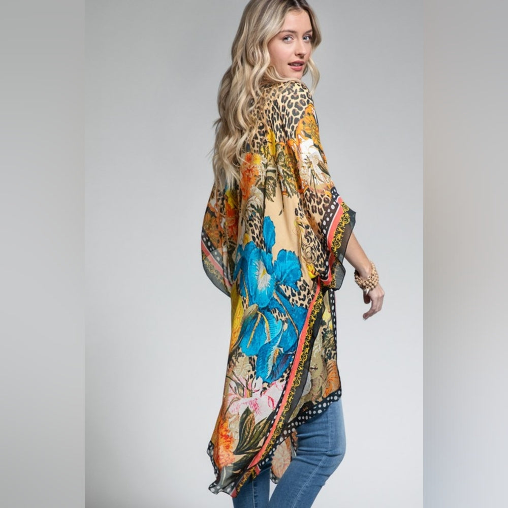 Bohemian Floral Print Kimono w Side Slits - Stunning Colors - Perfect for Spring
