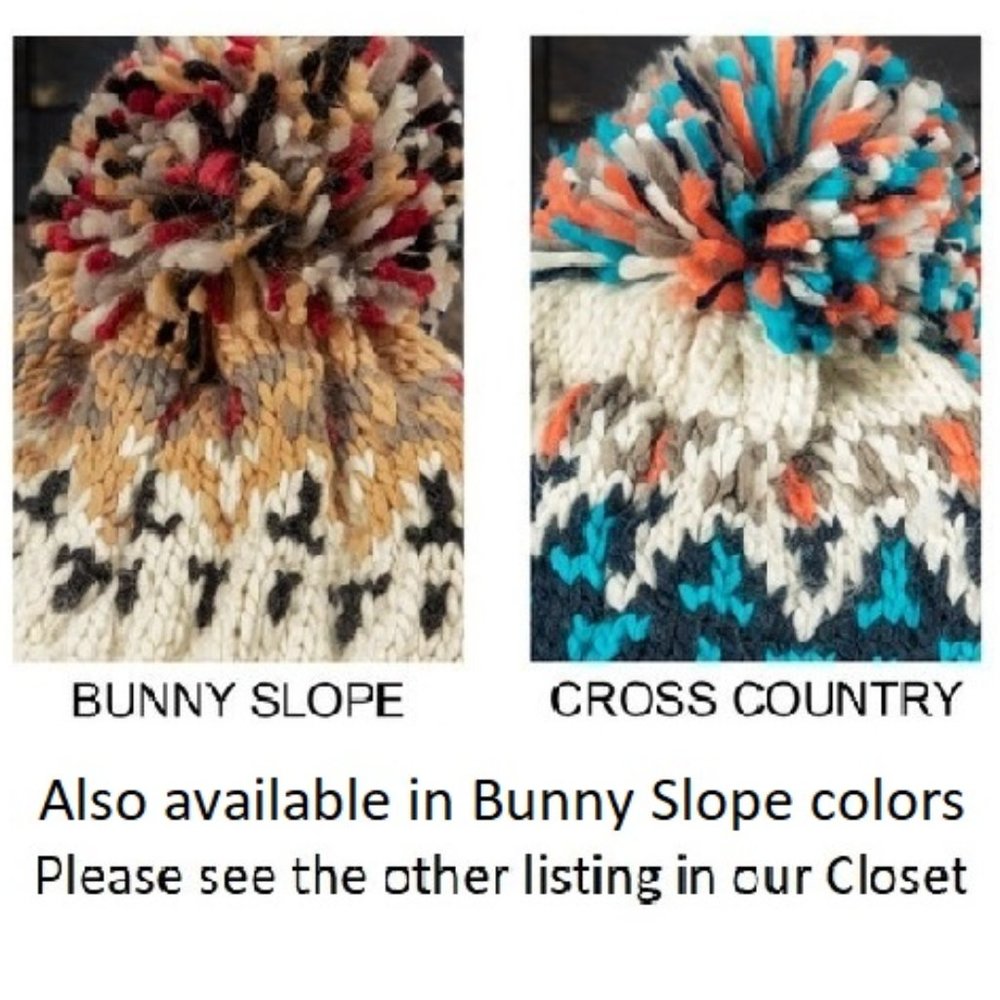 Blue / Cream Multicolor Knit Beanie w/ Cute Multicolor Pom-Pom
