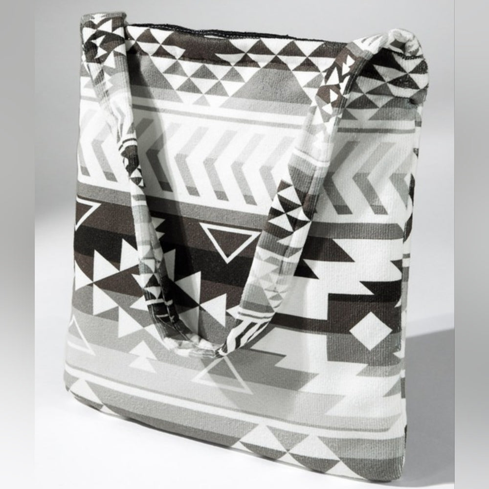 2 in 1 Beach Towel & Bag - Shoulder Bag Turns Into a Beach Towel! - Black White