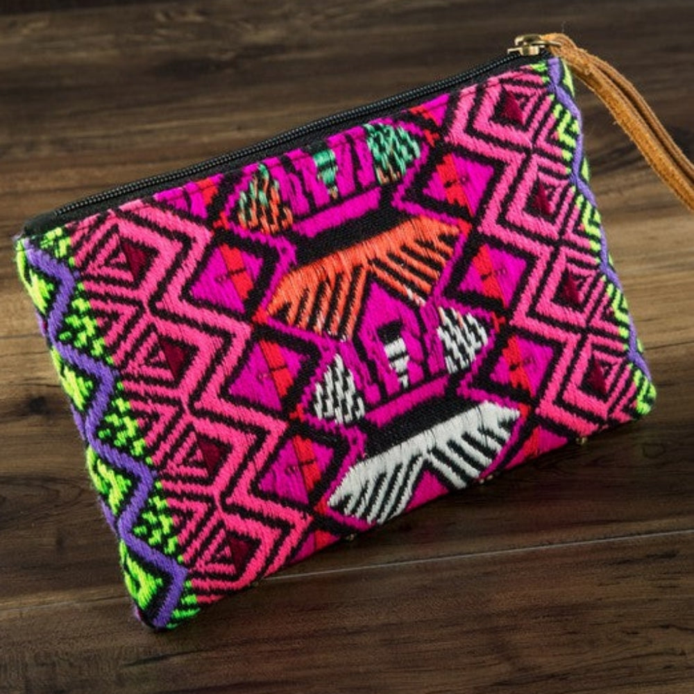 Handmade Vivid Ethnic Pattern Clutch