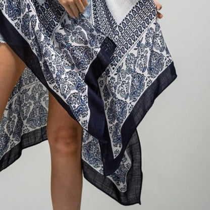 White & Navy Paisley Damask Print Kimono w Deep Black Solid Border