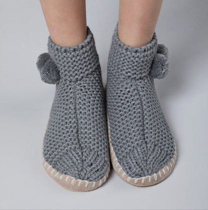 Comfy Hand Knitted Indoor Slipper Booties w Pom-Poms 6-7 & 8-10🎁 Excellent Gift